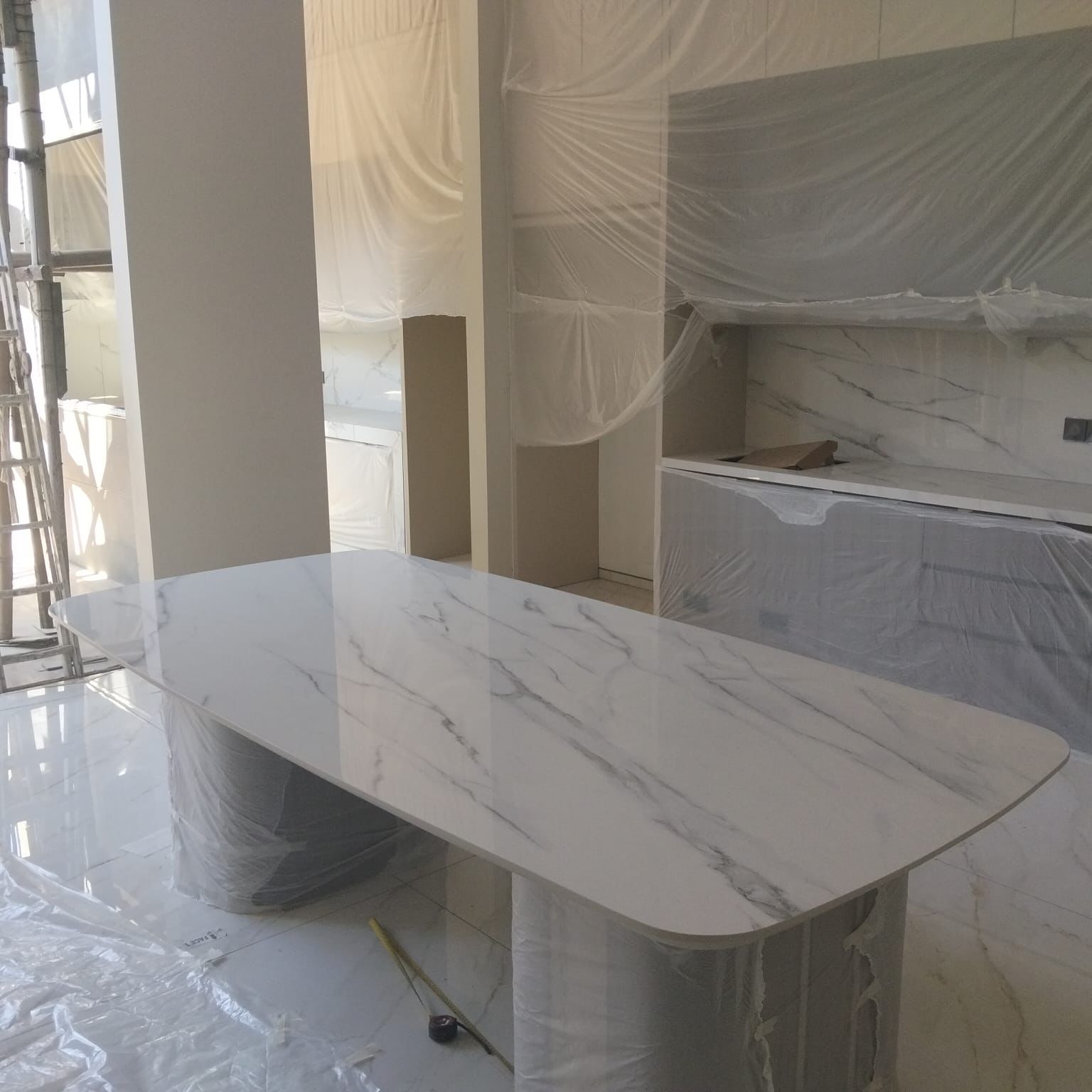 Pekerjaan Top Table Kitchen QUADRA
